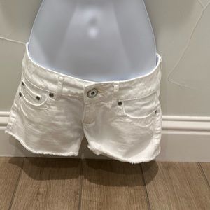 Candie’s White Denim Cutoff Shorts Size 0 Low Rise